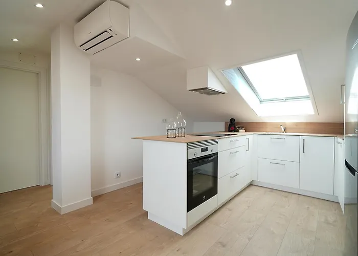 Lejlighed Atico En Pleno Centro De Portonovo,