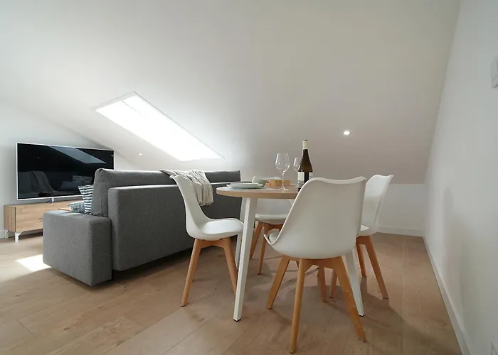 Atico En Pleno Centro De Portonovo, דירה סנשנשו