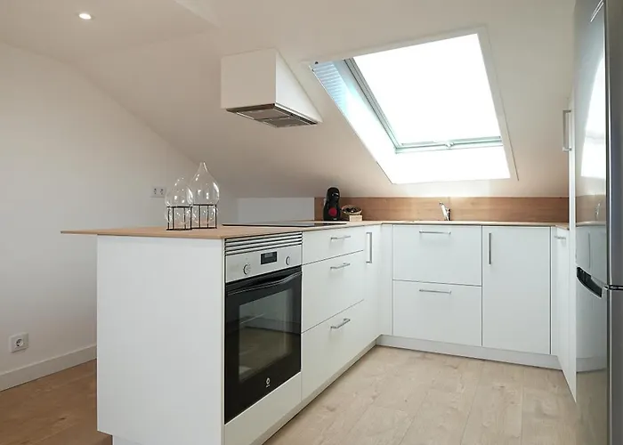 Atico En Pleno Centro De Portonovo, דירה