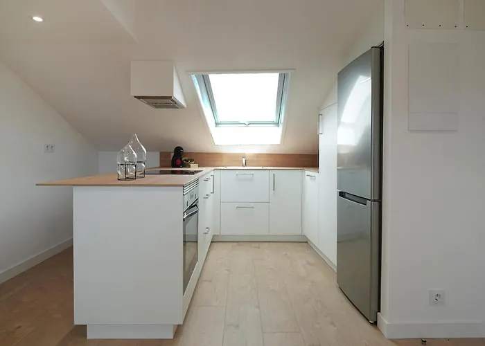 Atico En Pleno Centro De Portonovo, דירה